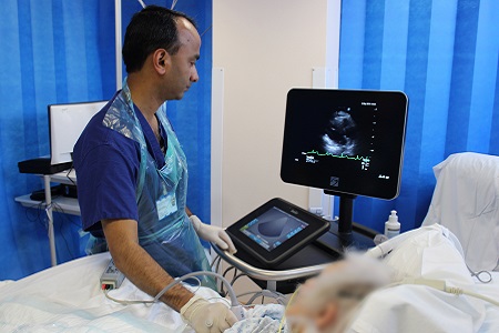 Using Point-of-Care Ultrasound To Train The Intensivists Of The Future