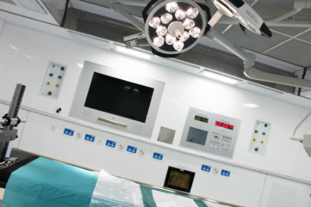 Mobile theatre helps improve patient waiting times