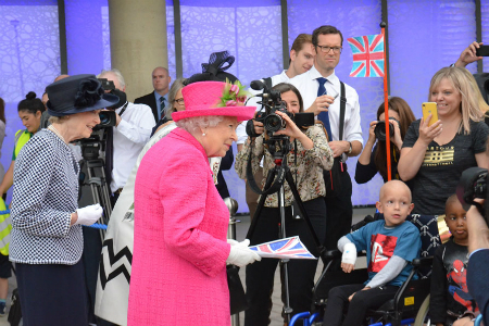 Queen opens new Royal Papworth Hospital