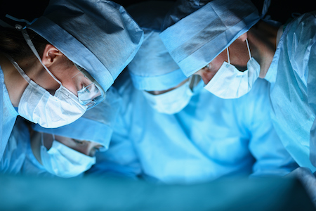 One third of surgeons and nurses experience harmful allergic reactions