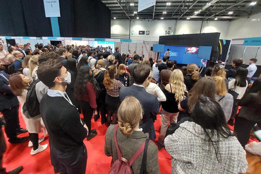 Cutting-edge robotic partial nephrectomy demonstrated live 