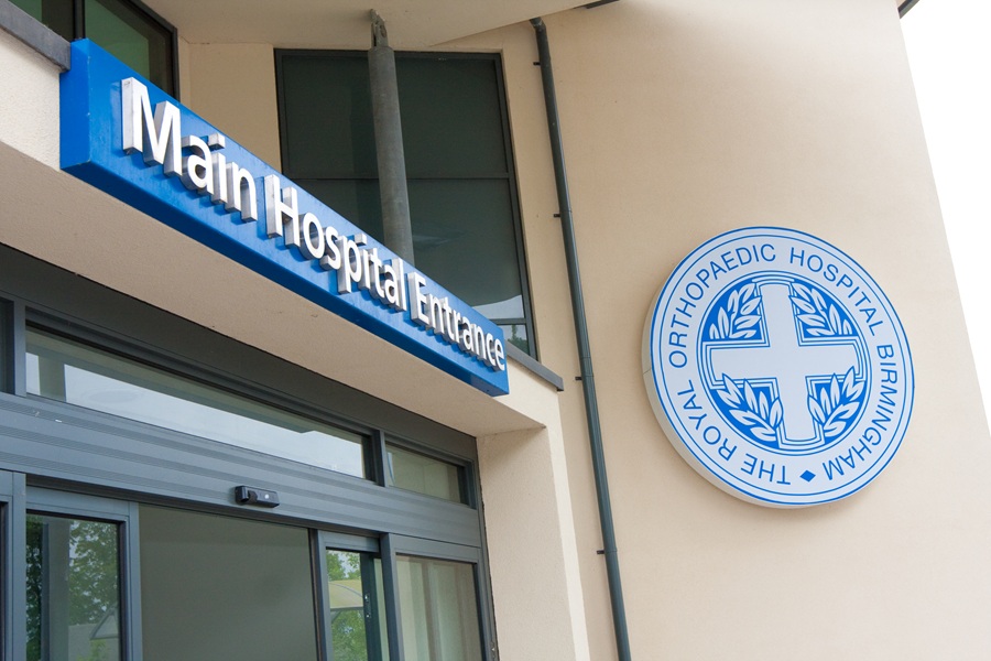 Do we need radiotherapy following surgery for pathological fractures on metastatic bone cancer patients?