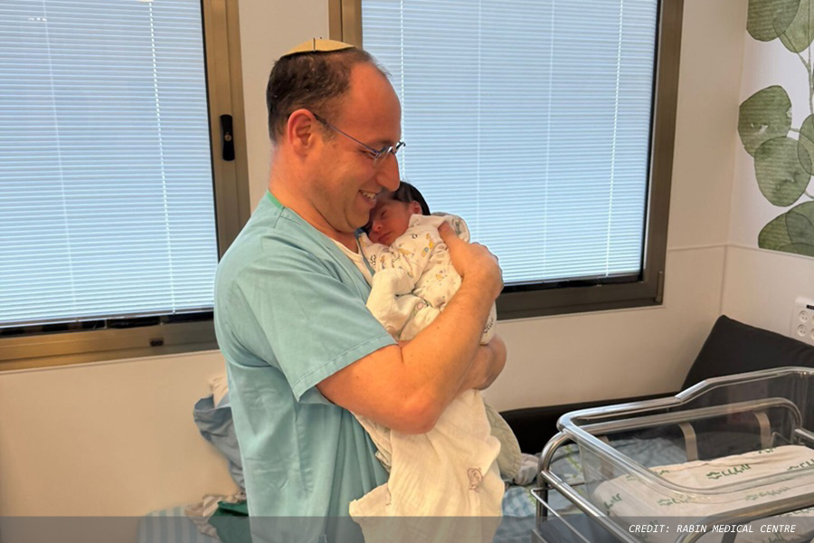 World first: life saving robotic surgery performed on pregnant woman in Israel