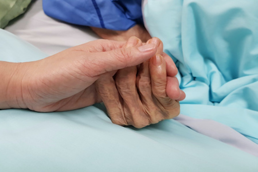 Specialist palliative care can save the NHS up to £8,000 per person and improves quality of life